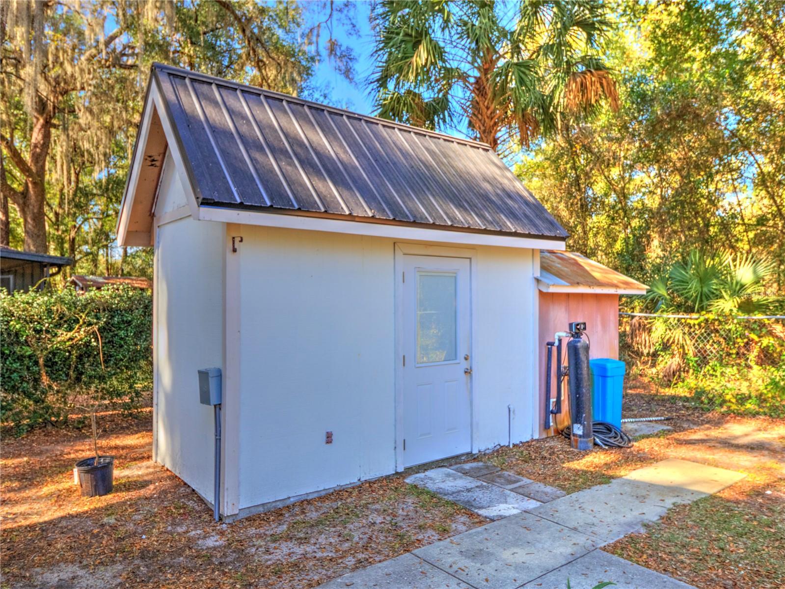 EUREKA SHORES - Residential