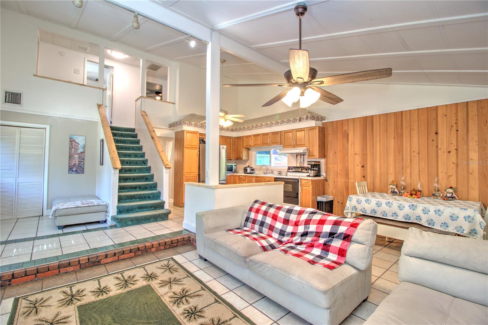 EUREKA SHORES - Residential