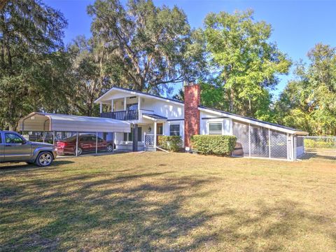Photo of 14925 NE 149th Lane, Fort Mccoy, FL 32134 (MLS # OM713961)