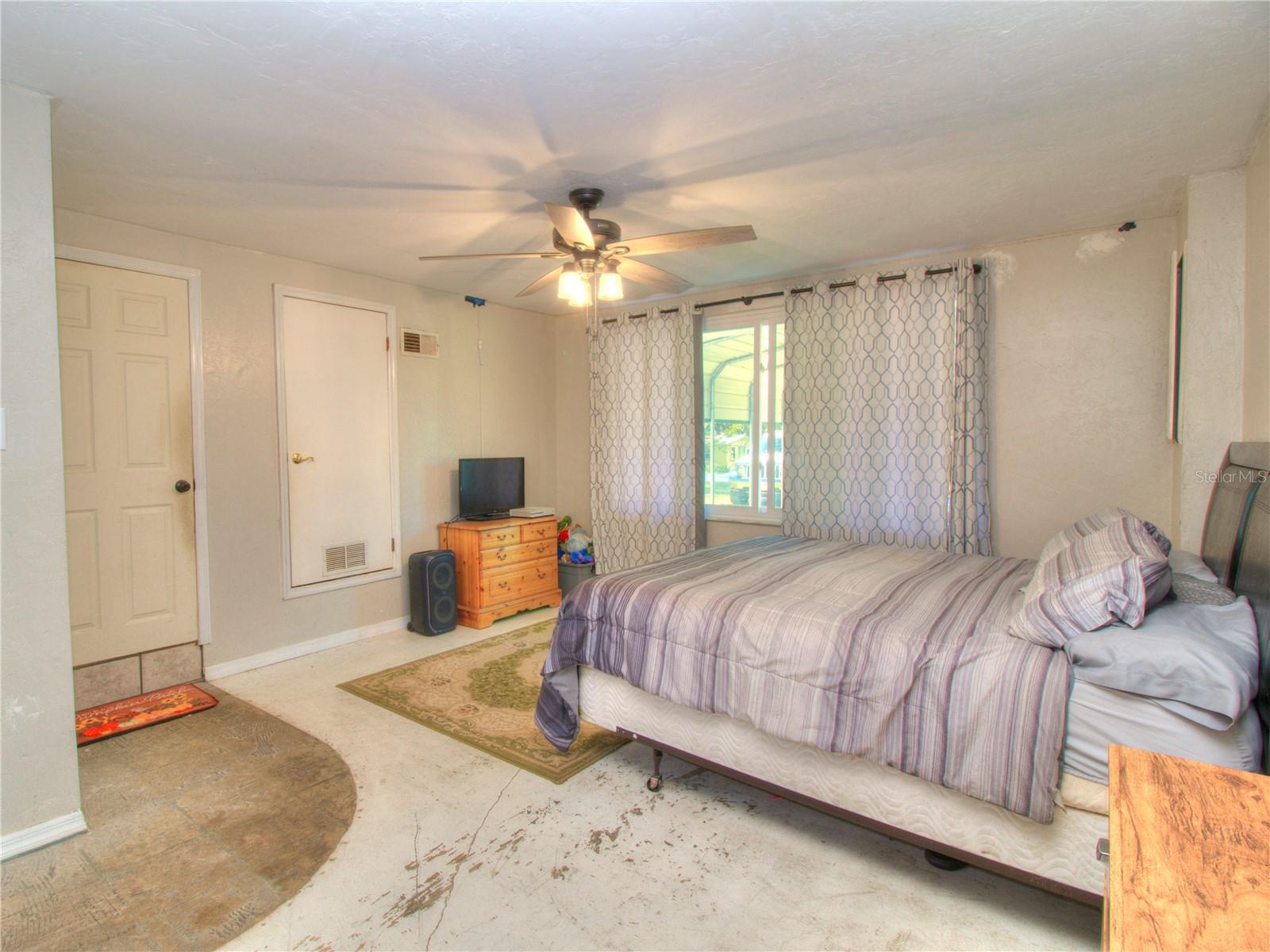 EUREKA SHORES - Residential