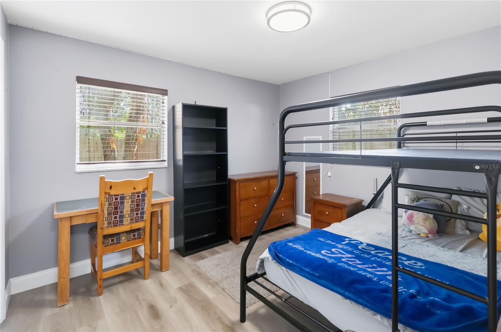 ROLLING WOODS - Residential