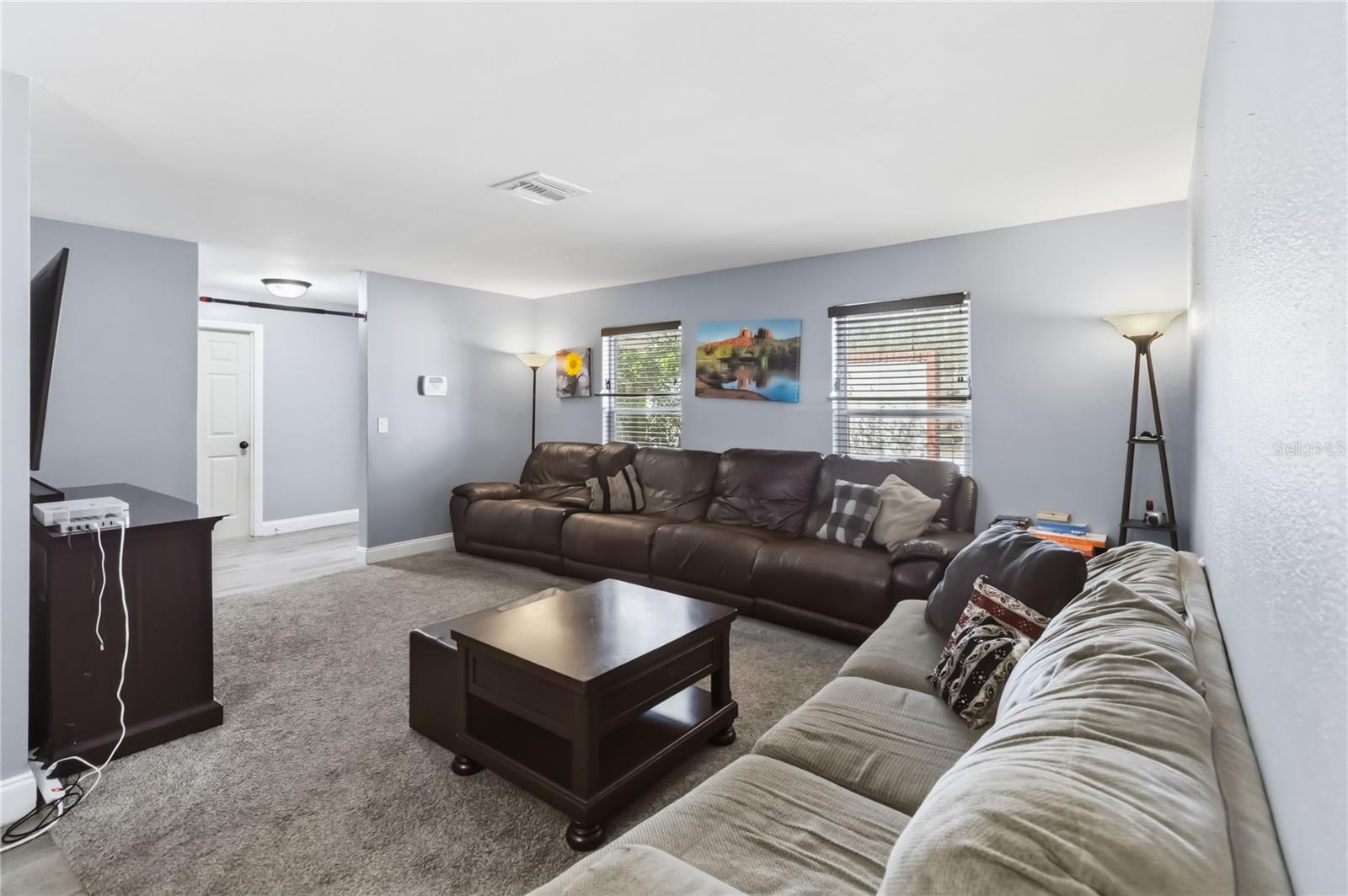 ROLLING WOODS - Residential