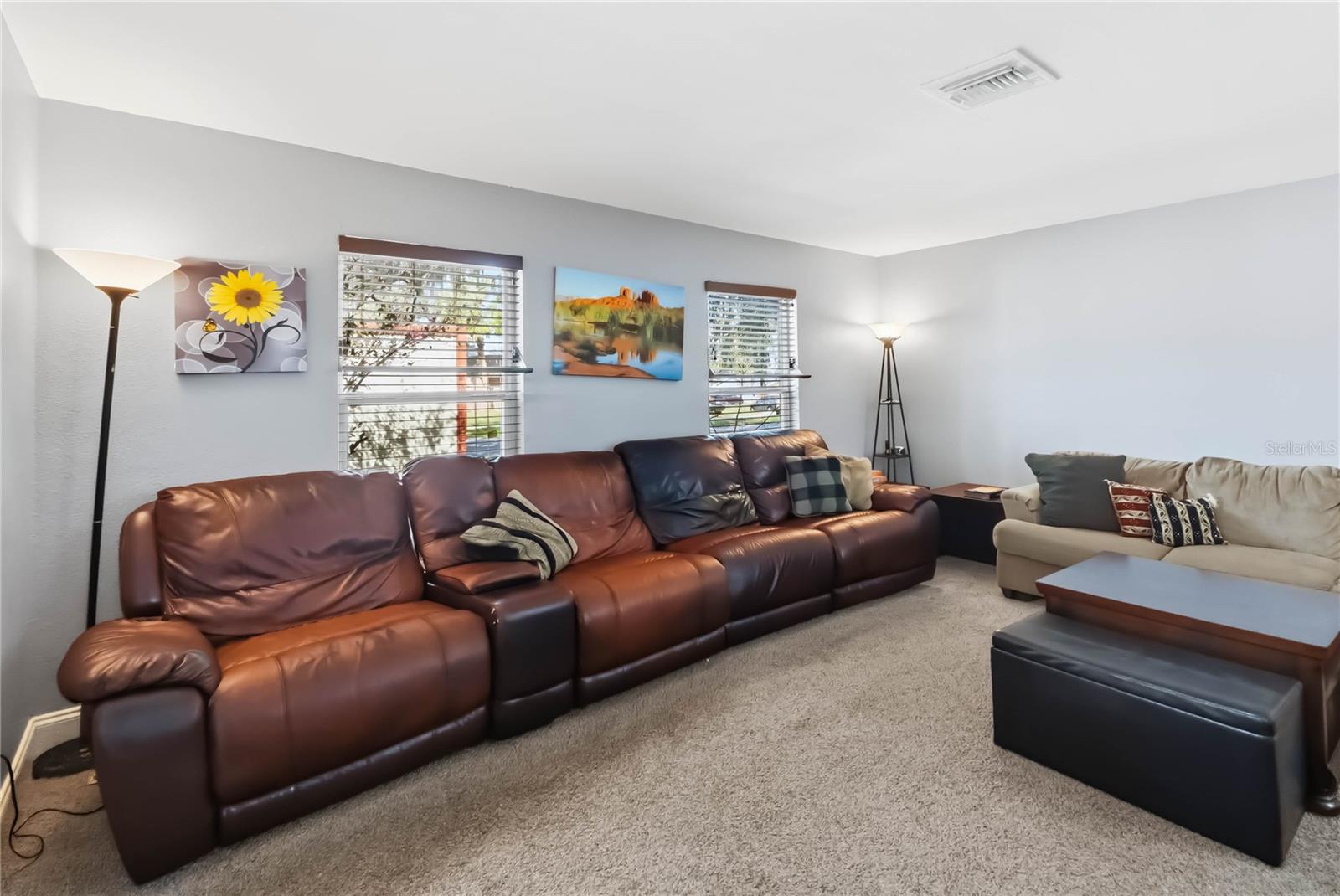 ROLLING WOODS - Residential