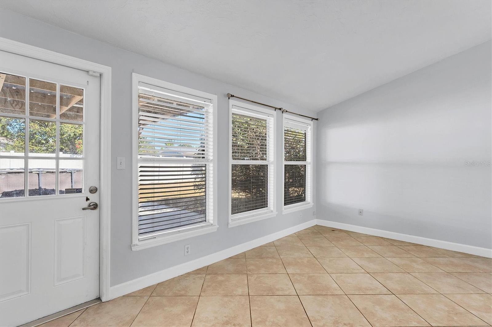 TANGELO PARK FIRST ADD - Residential