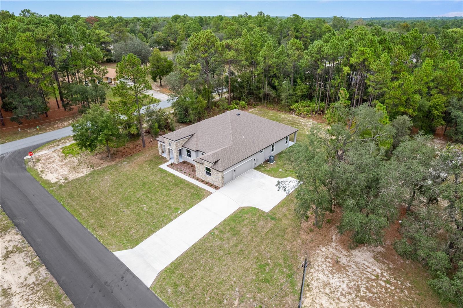 3339 W VILLANOVA COURT