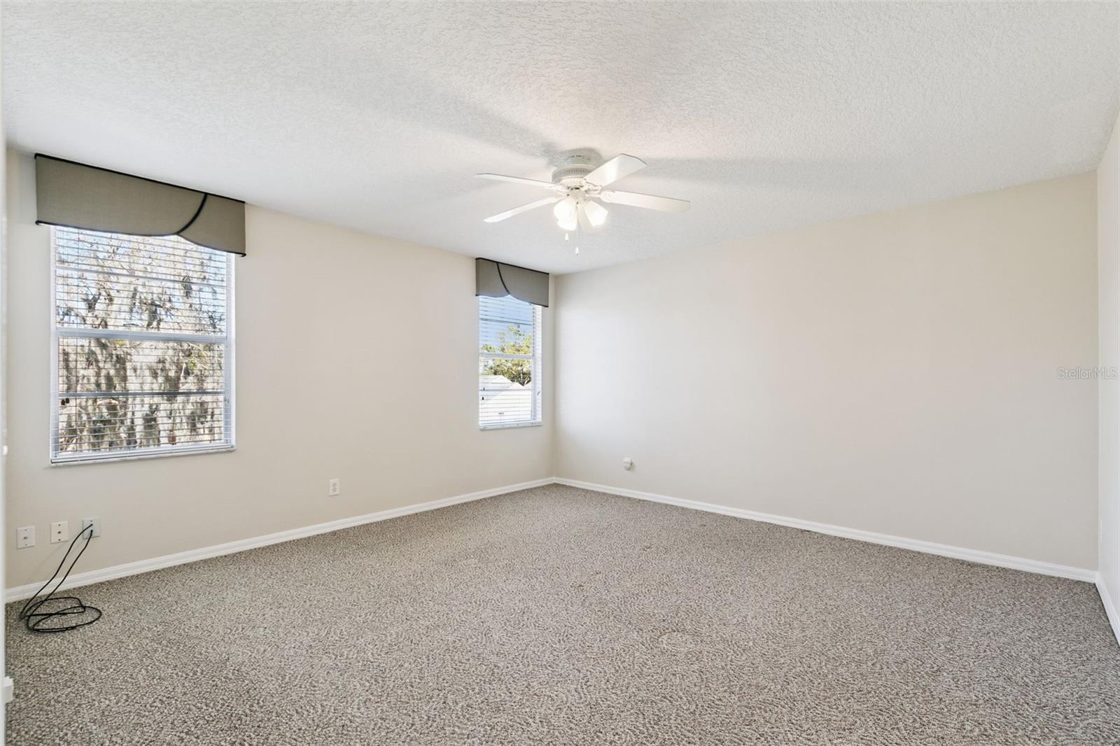 BIG OAKS - Residential