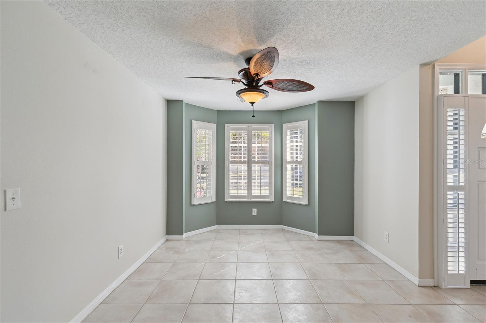 1044 BIG OAKS BOULEVARD