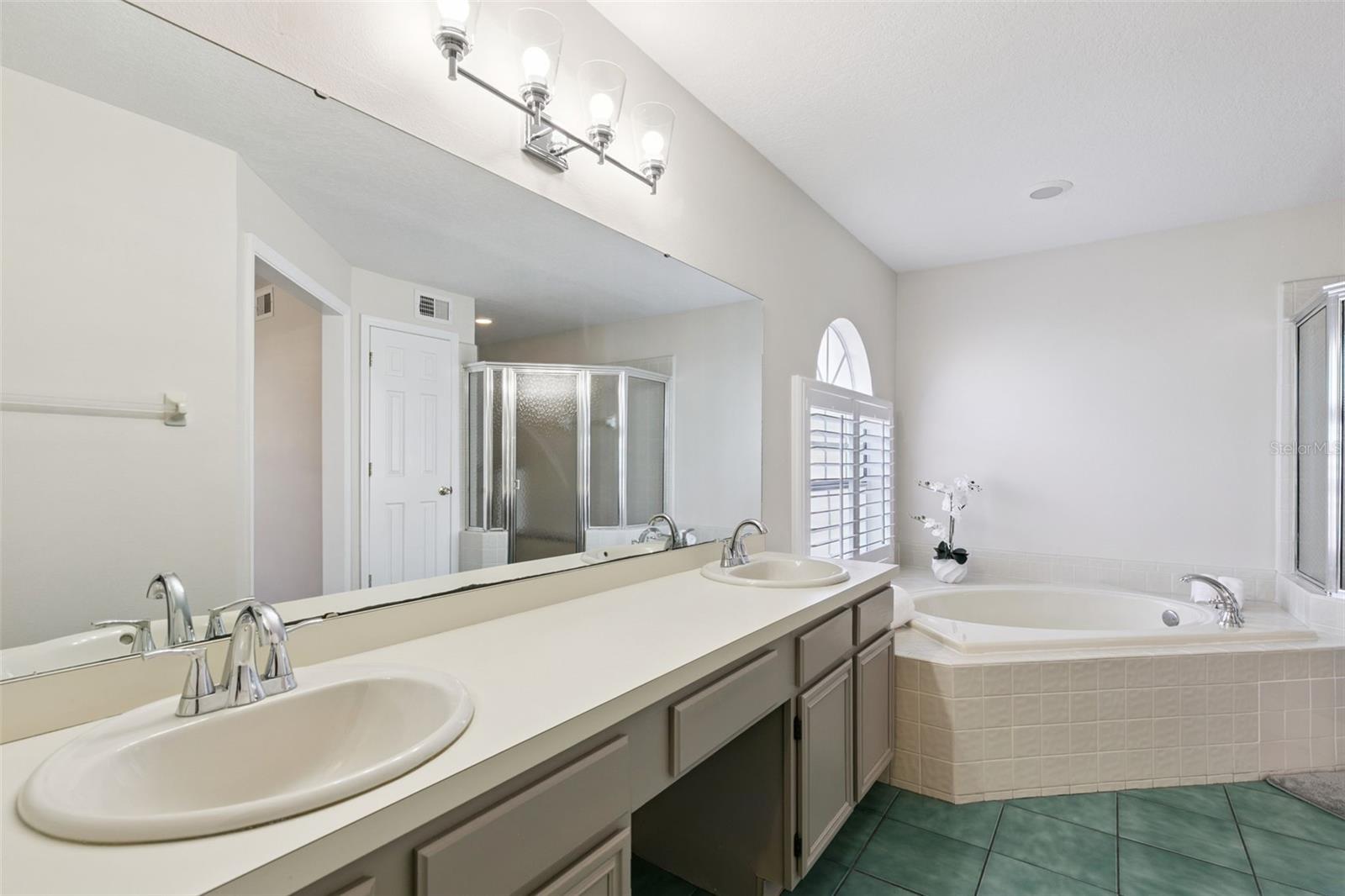 BIG OAKS - Residential