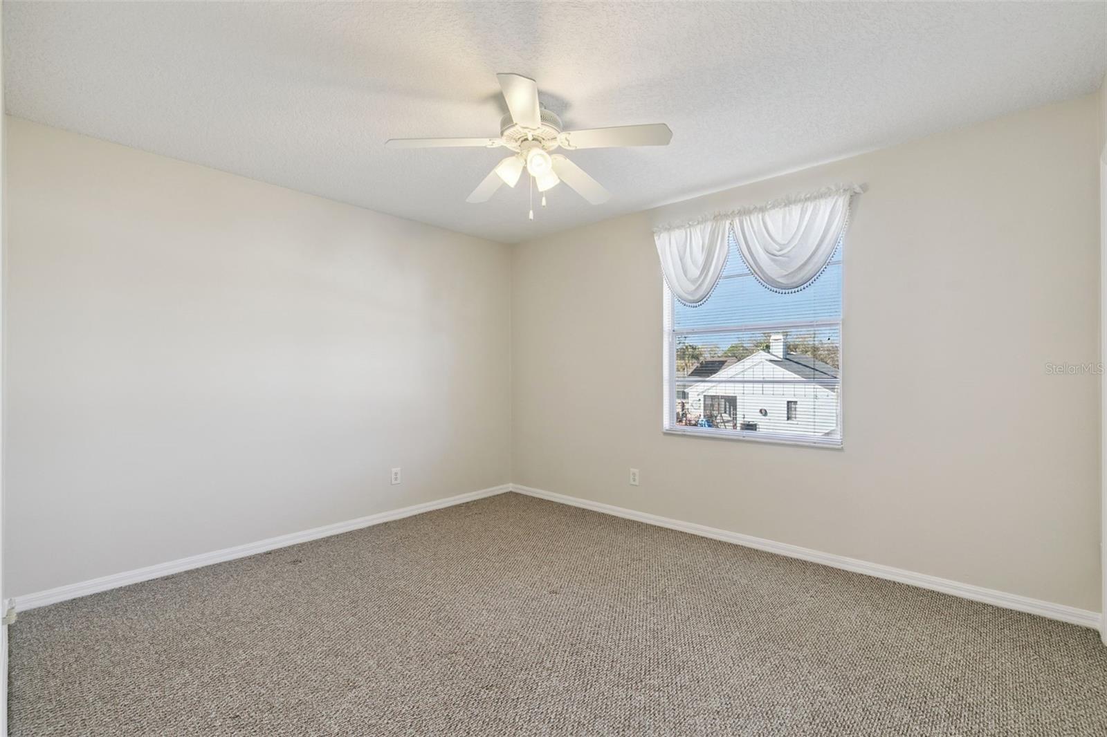 BIG OAKS - Residential