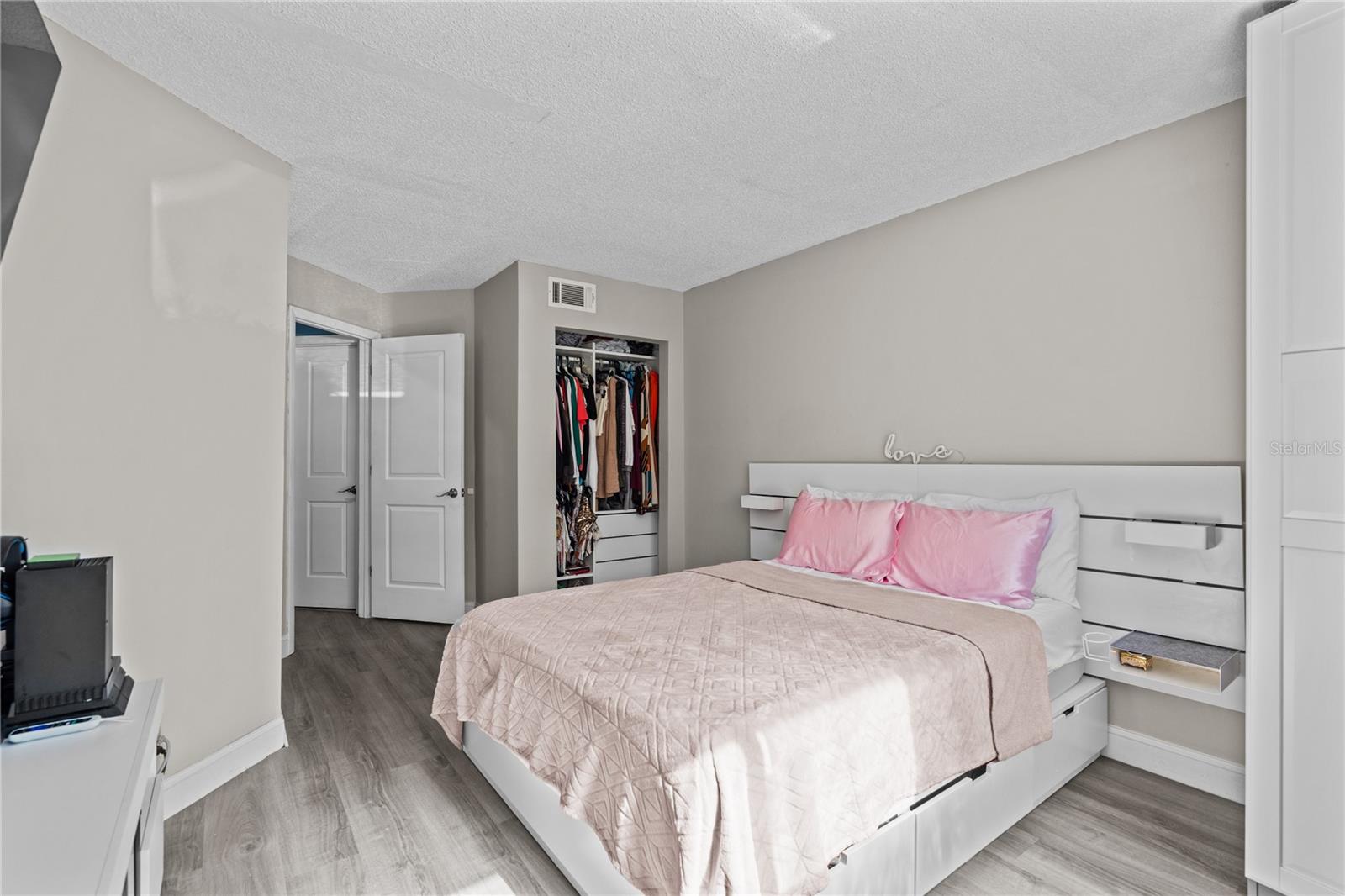 TENNIS VLG/PONCE - Residential