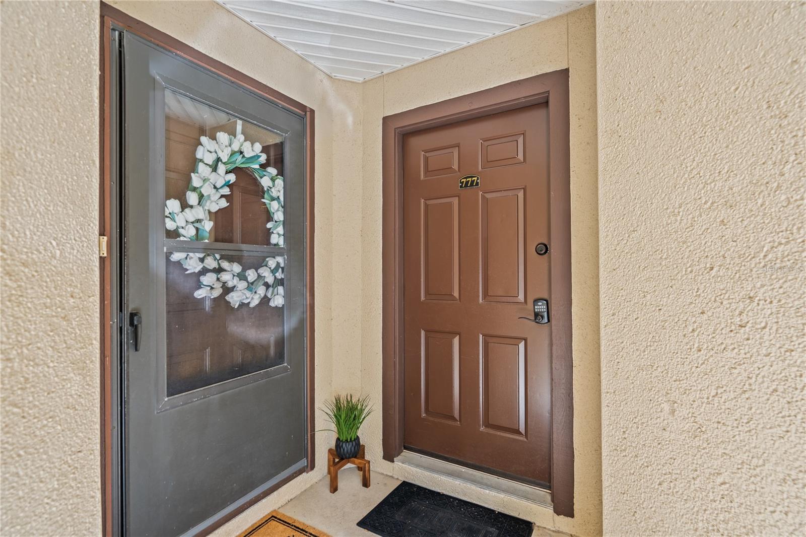 TENNIS VLG/PONCE - Residential