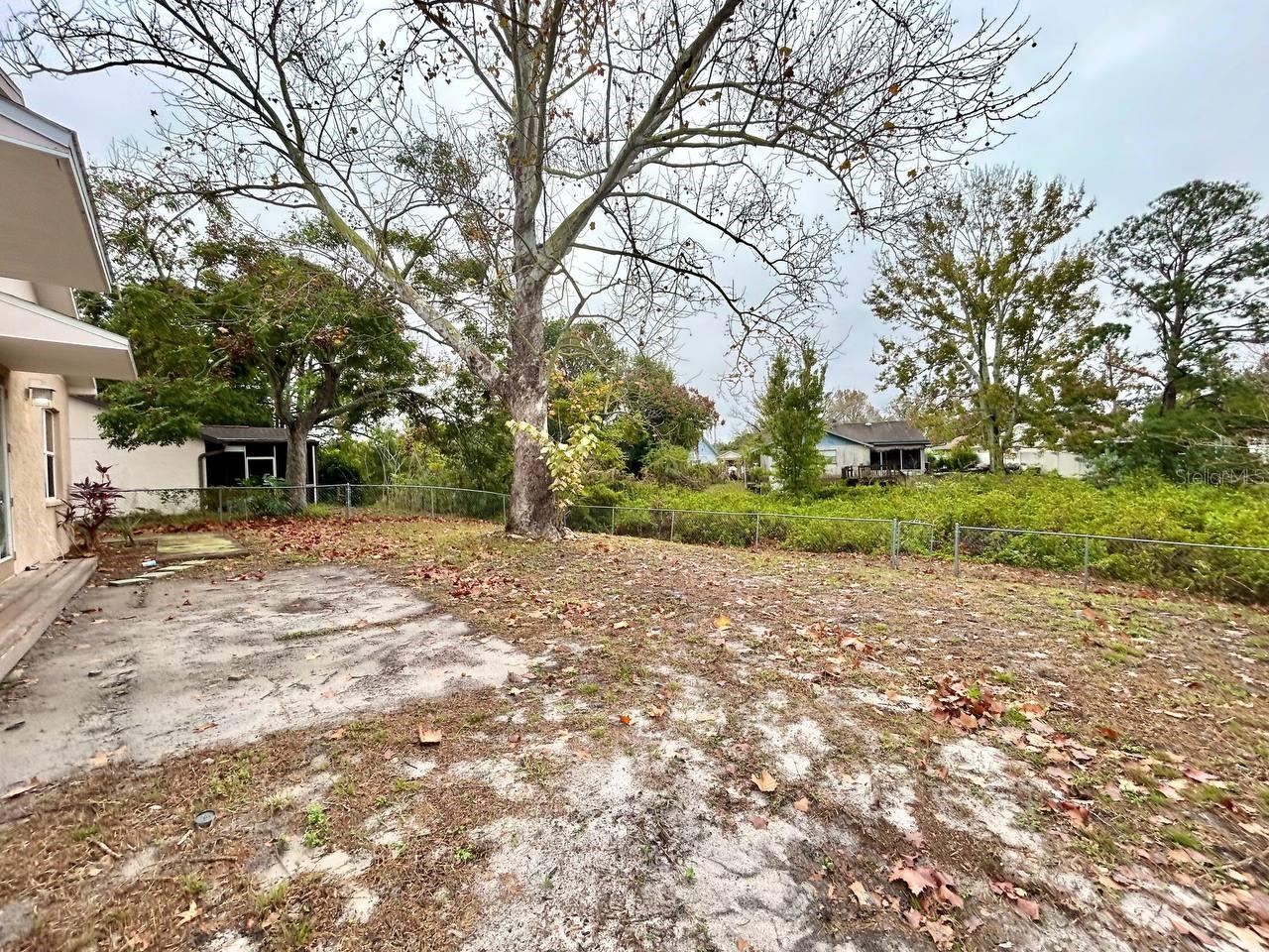 SEVEN SPGS HOMES - Residential Lease