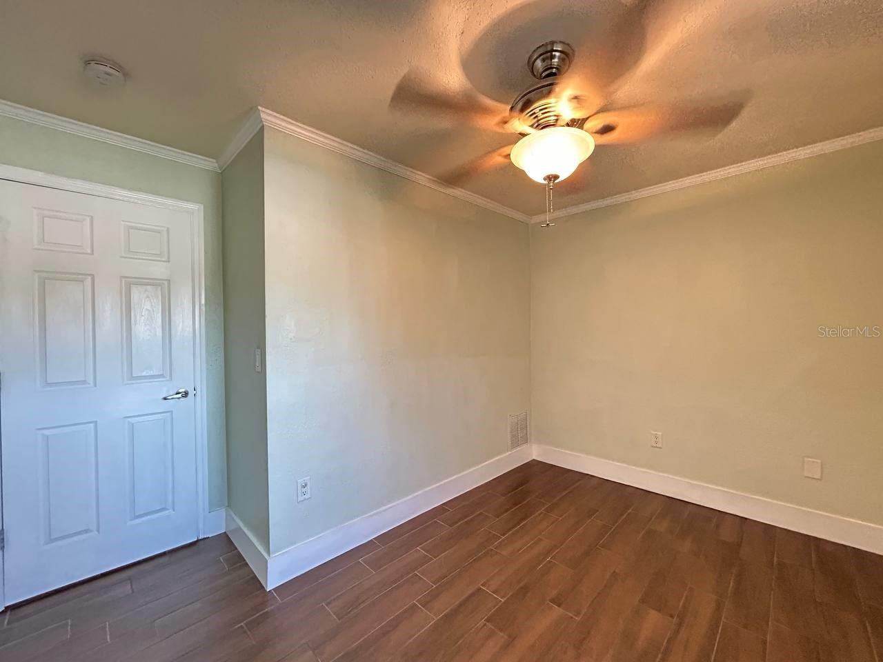 SEVEN SPGS HOMES - Residential Lease