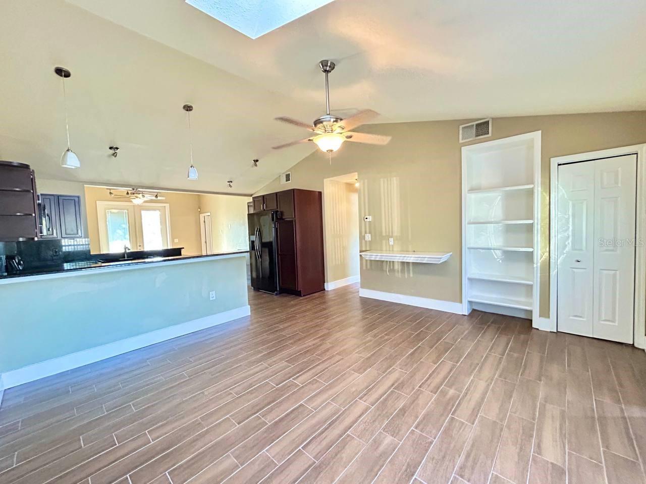 SEVEN SPGS HOMES - Residential Lease