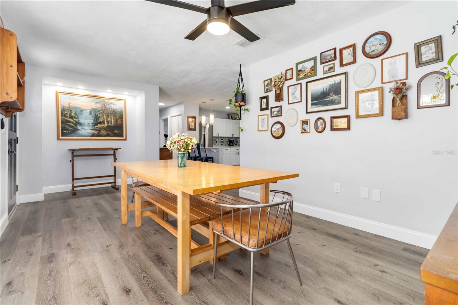 TROPICAL GARDENS - Residential