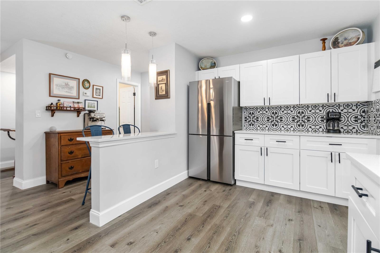 TROPICAL GARDENS - Residential