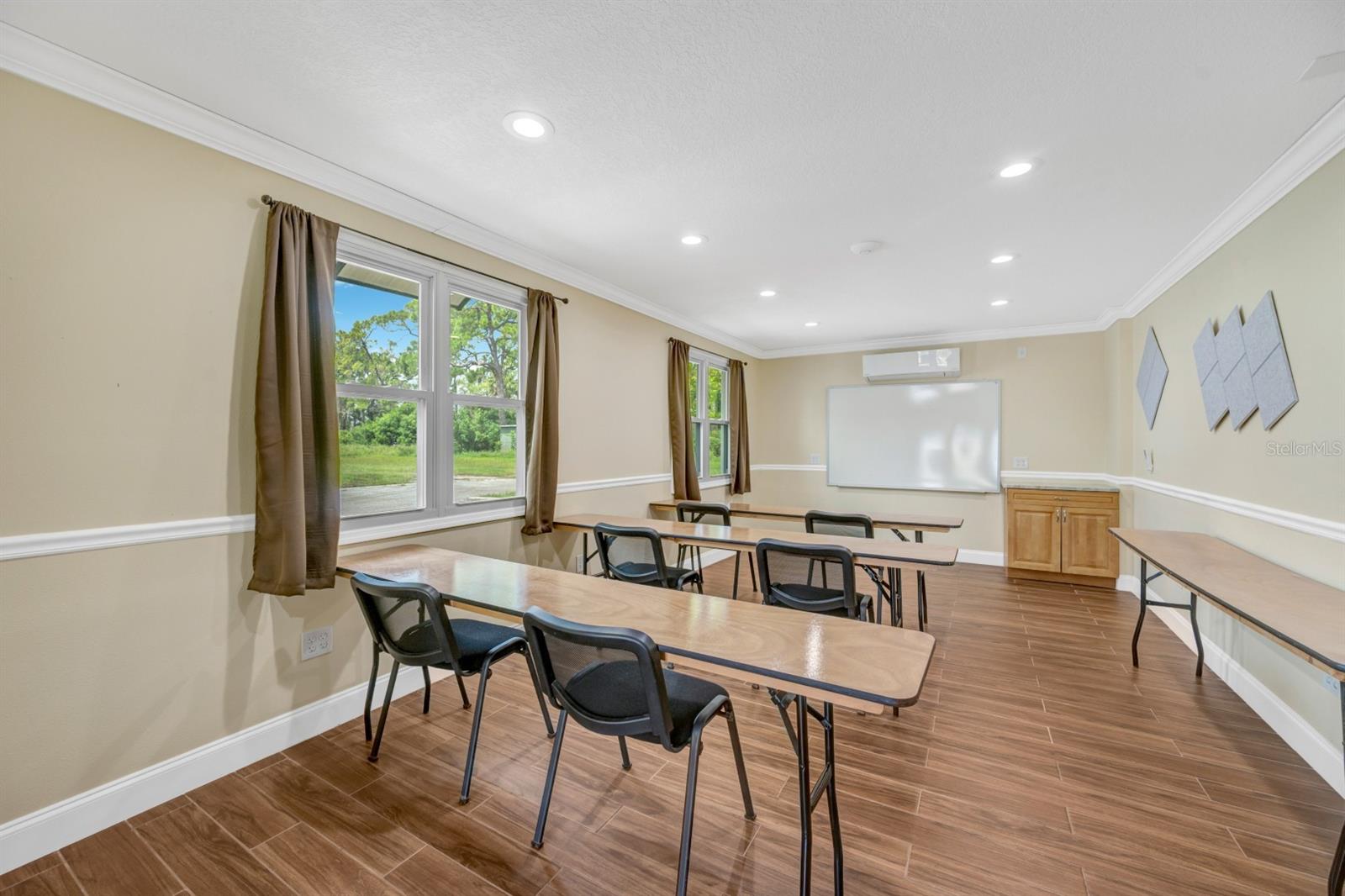 RUSKIN CITY MAP OF - Commercial Lease