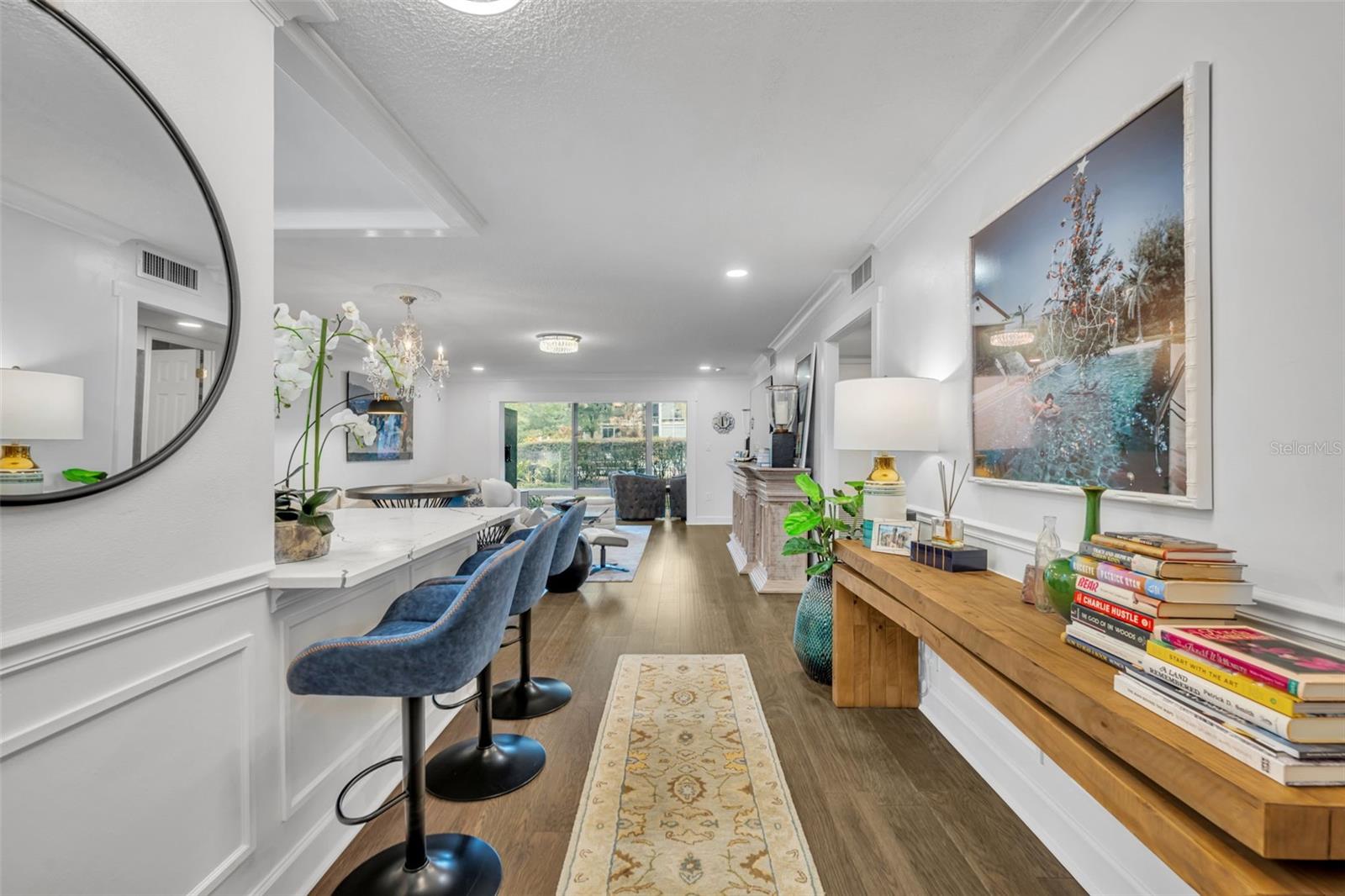 700 MELROSE AVENUE M4