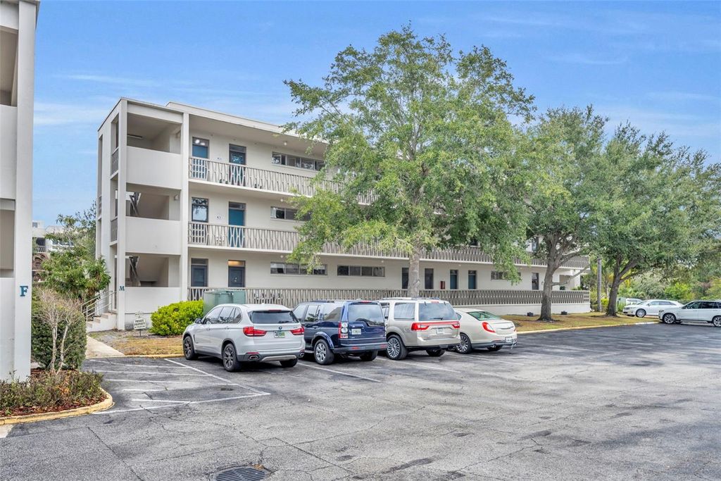 Photo of 700 Melrose Avenue #M4, Winter Park, FL 32789 (MLS # O6380927)