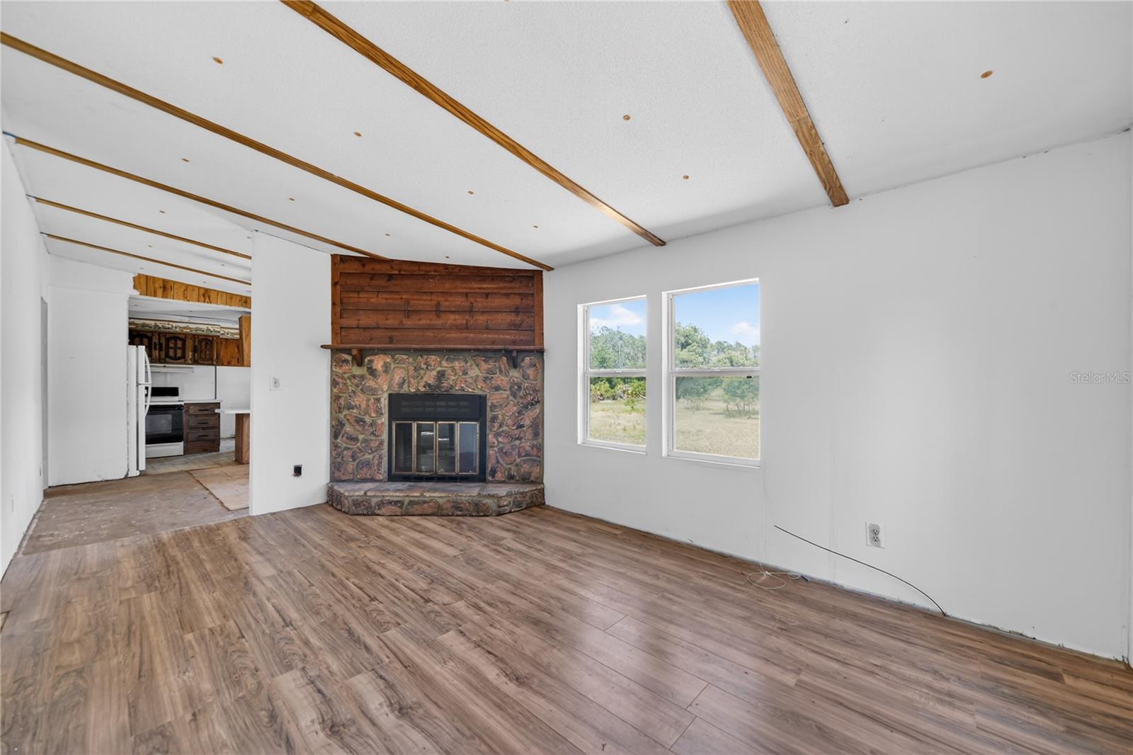 CHRISTMAS HEIGHTS - Residential