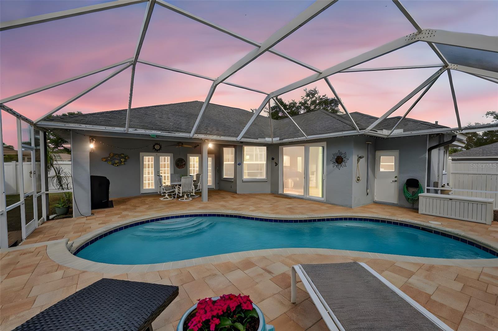 COLONIAL WOODS ESTATES - Residential