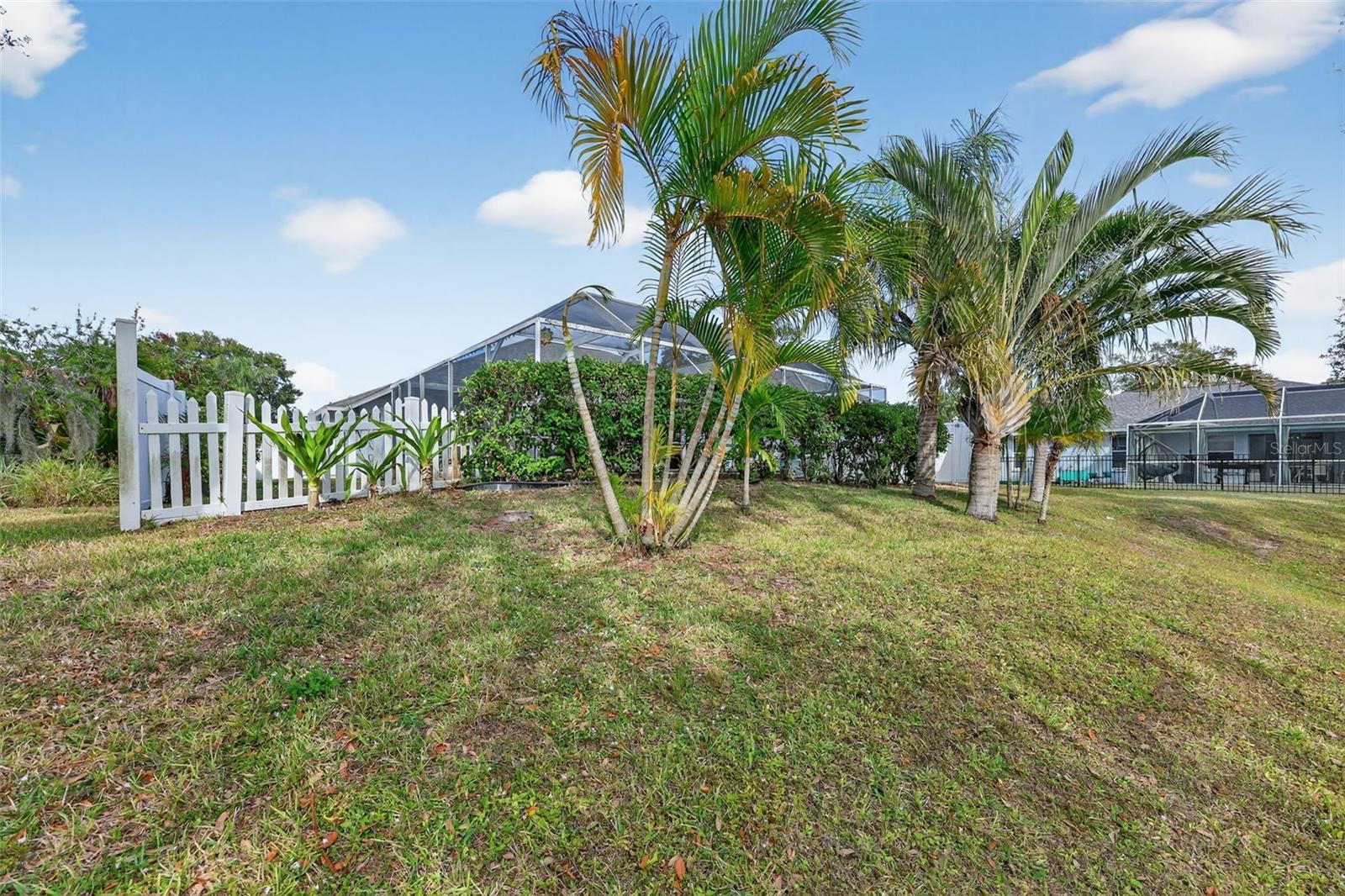 COLONIAL WOODS ESTATES - Residential