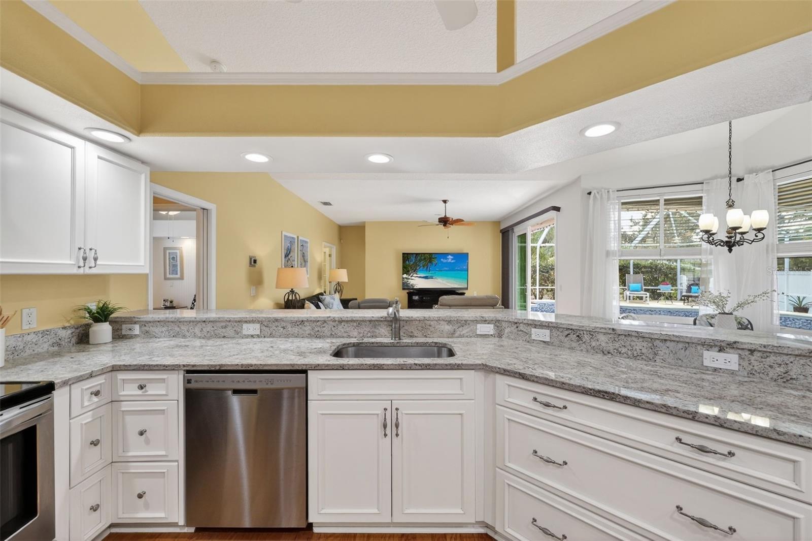 COLONIAL WOODS ESTATES - Residential