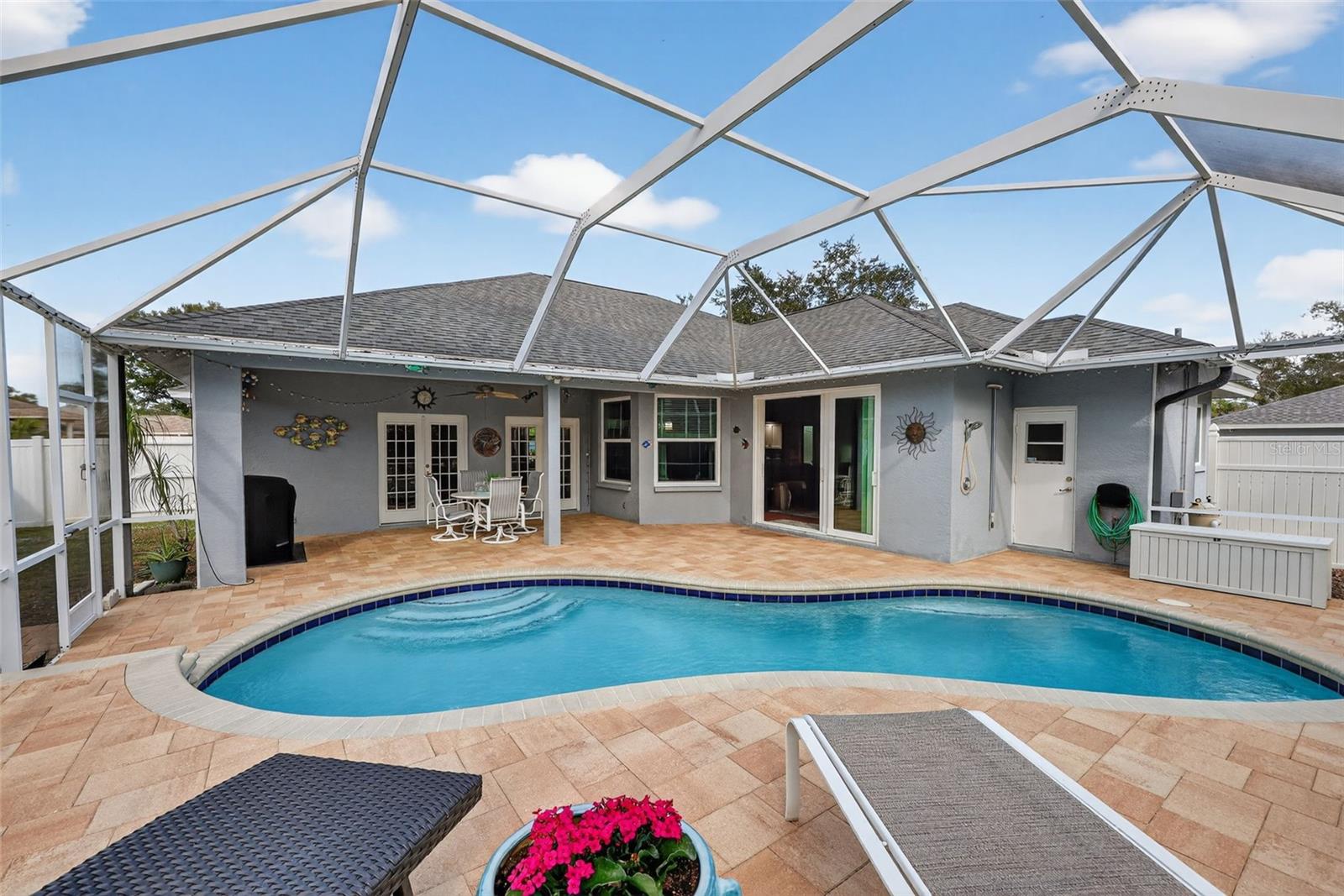 COLONIAL WOODS ESTATES - Residential