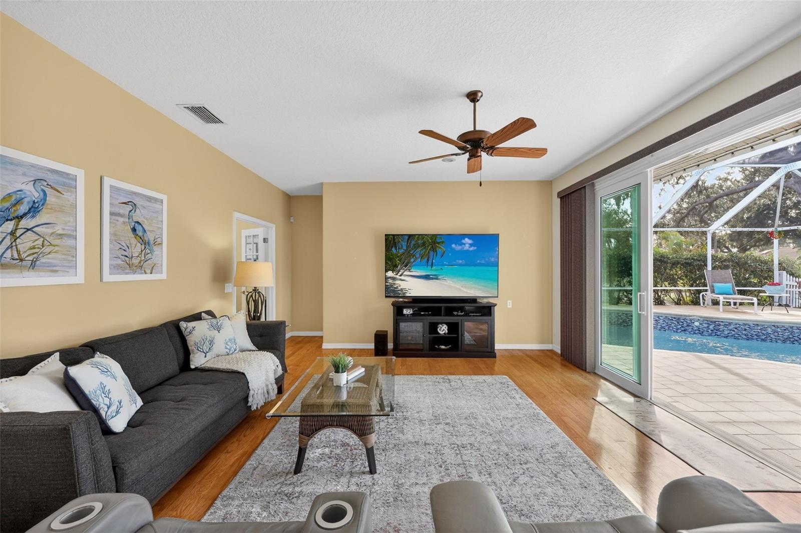 COLONIAL WOODS ESTATES - Residential