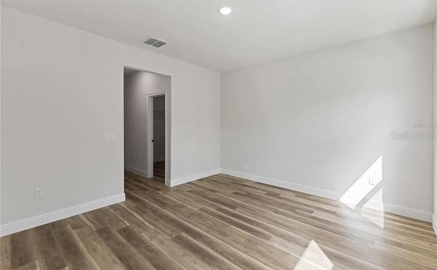 MARION OAKS UNIT 9 INT LOTS - Residential Lease