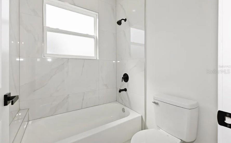 MARION OAKS UNIT 9 INT LOTS - Residential Lease