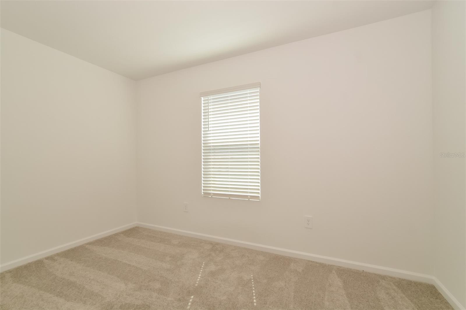 HAMILTON BLUFF SUB - Residential Lease