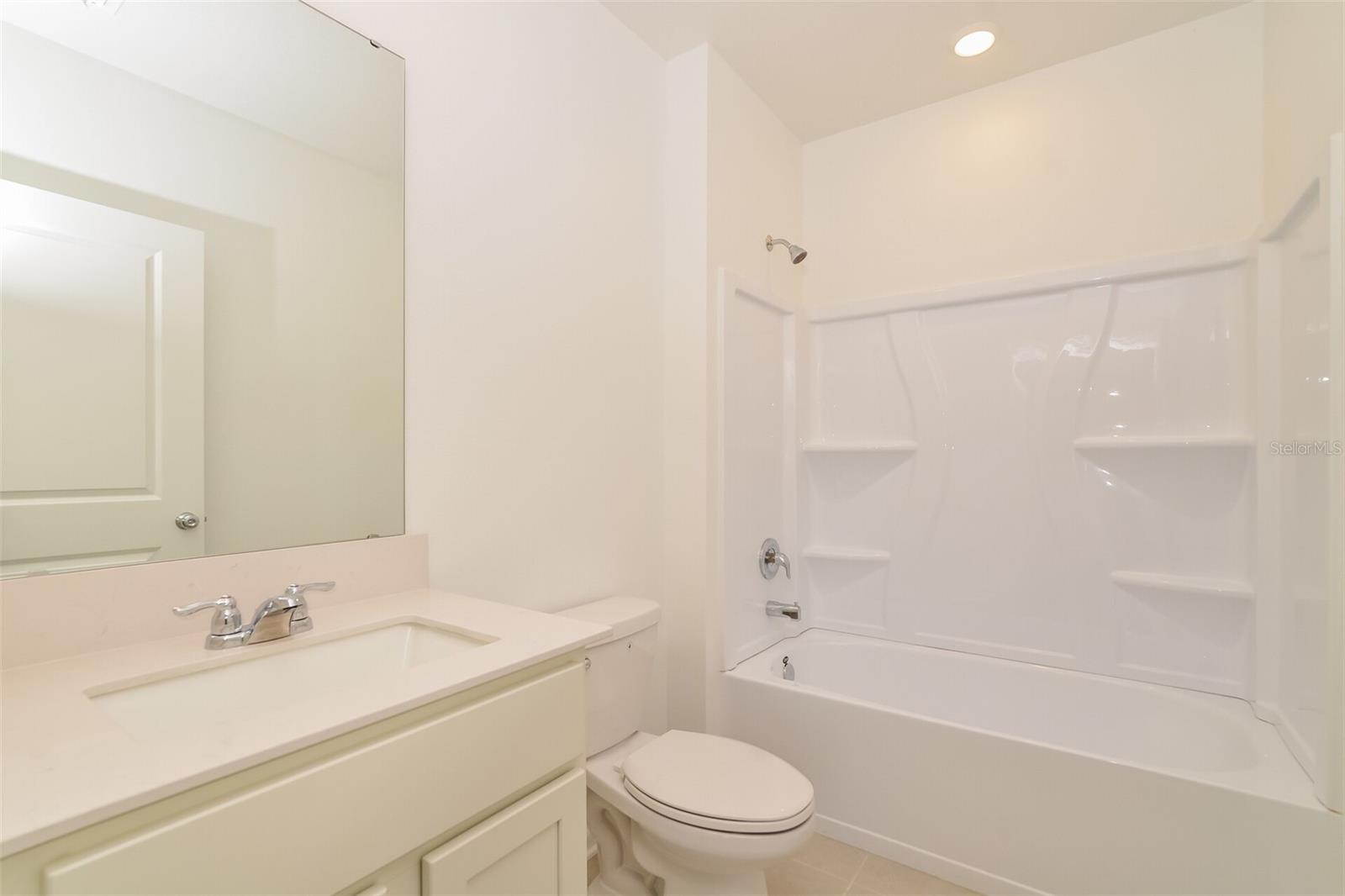 HAMILTON BLUFF SUB - Residential Lease