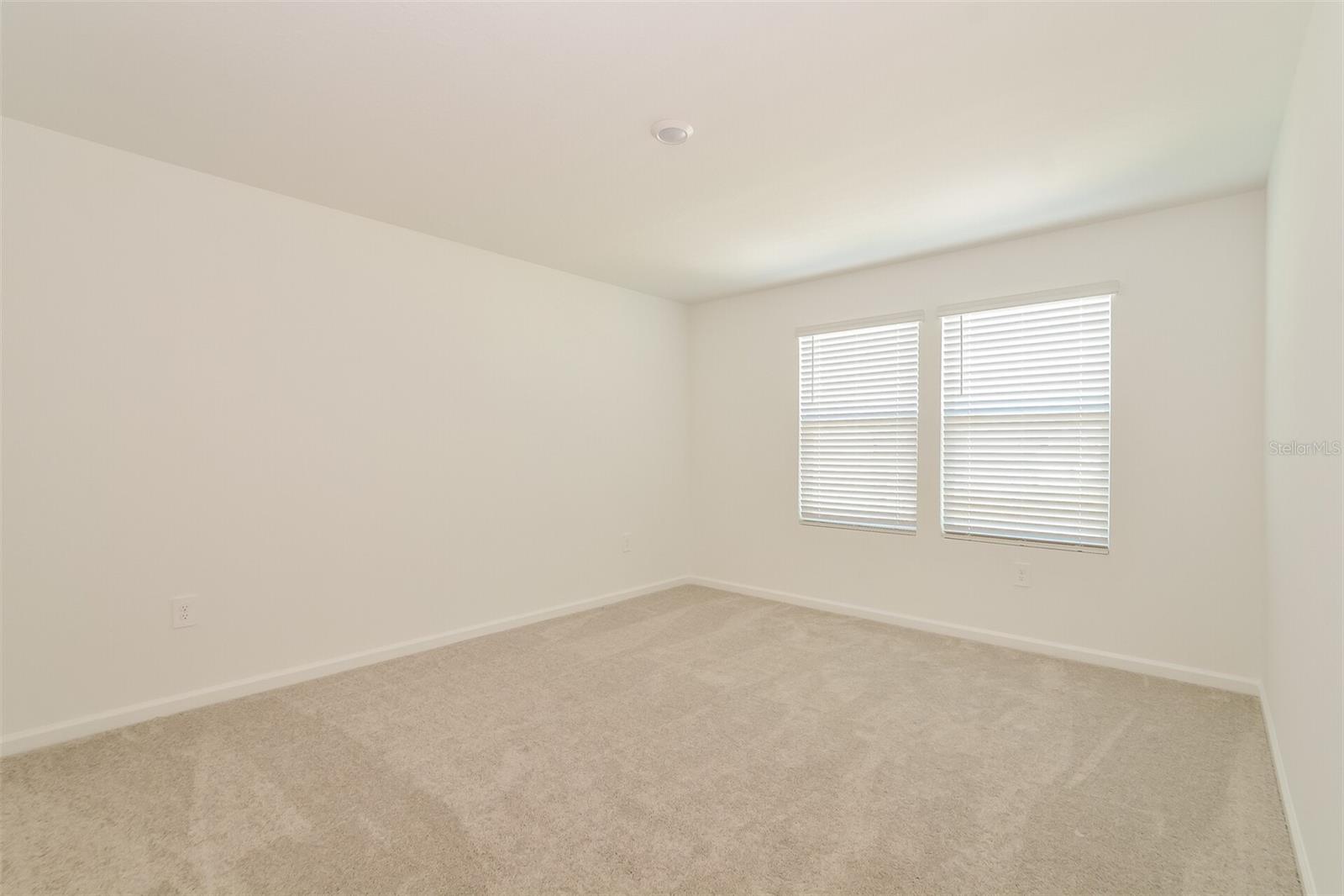 HAMILTON BLUFF SUB - Residential Lease