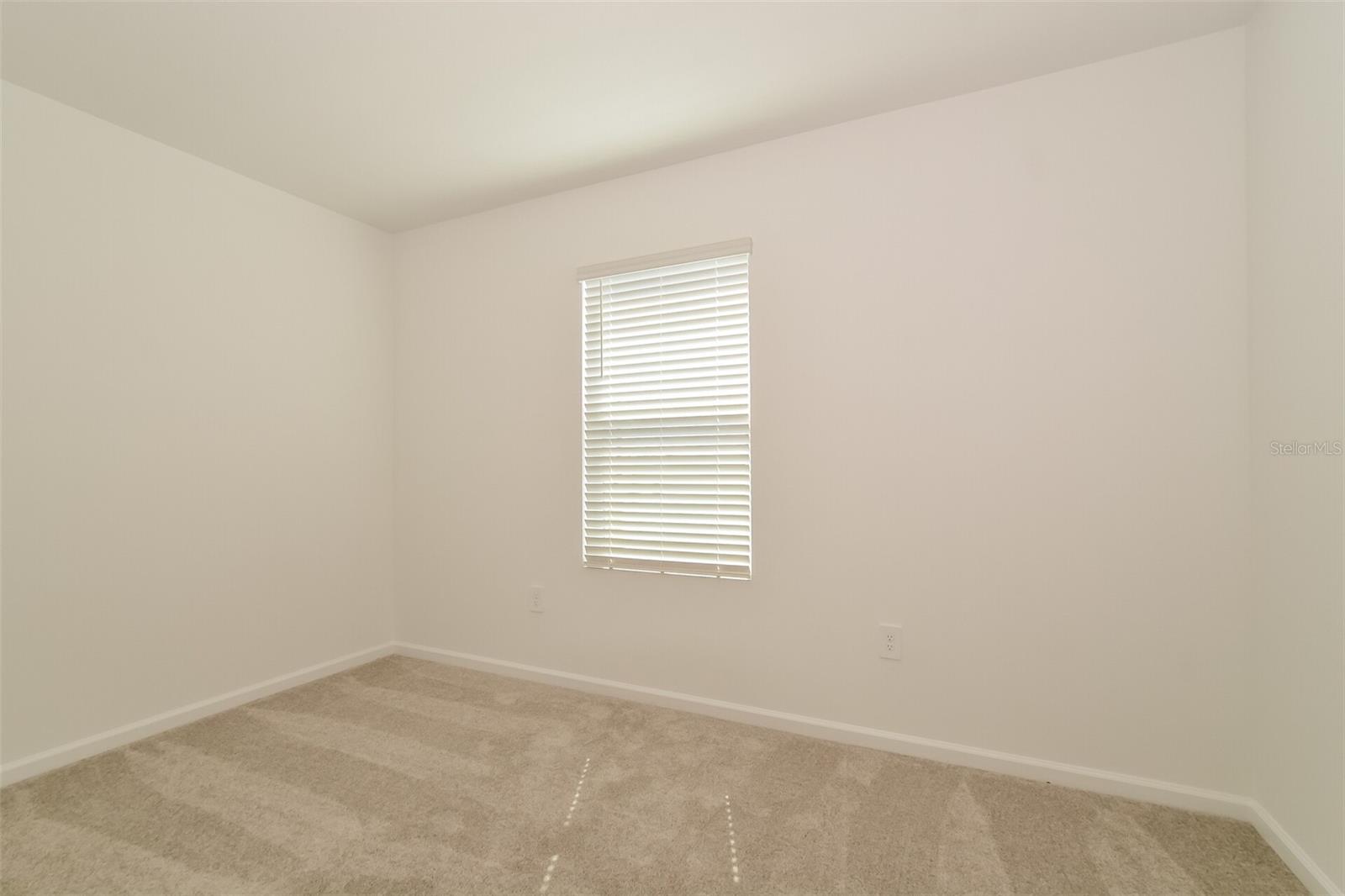 HAMILTON BLUFF SUB - Residential Lease