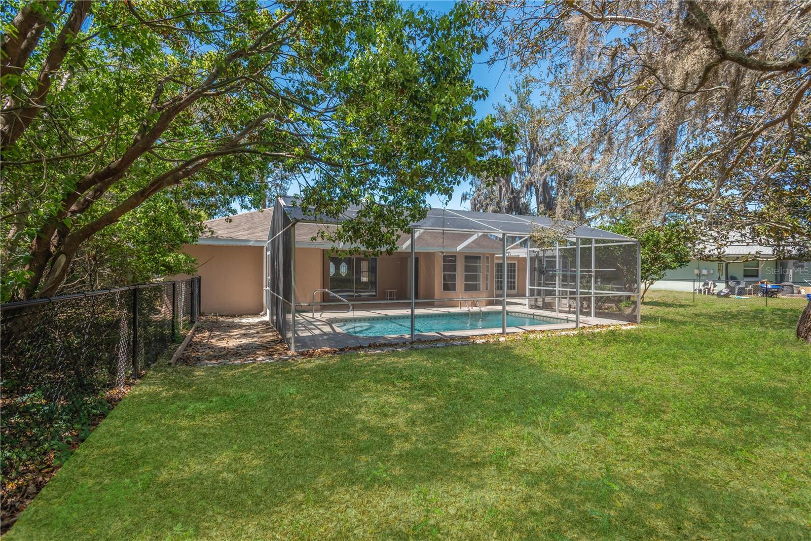 SPRING HILL - Residential