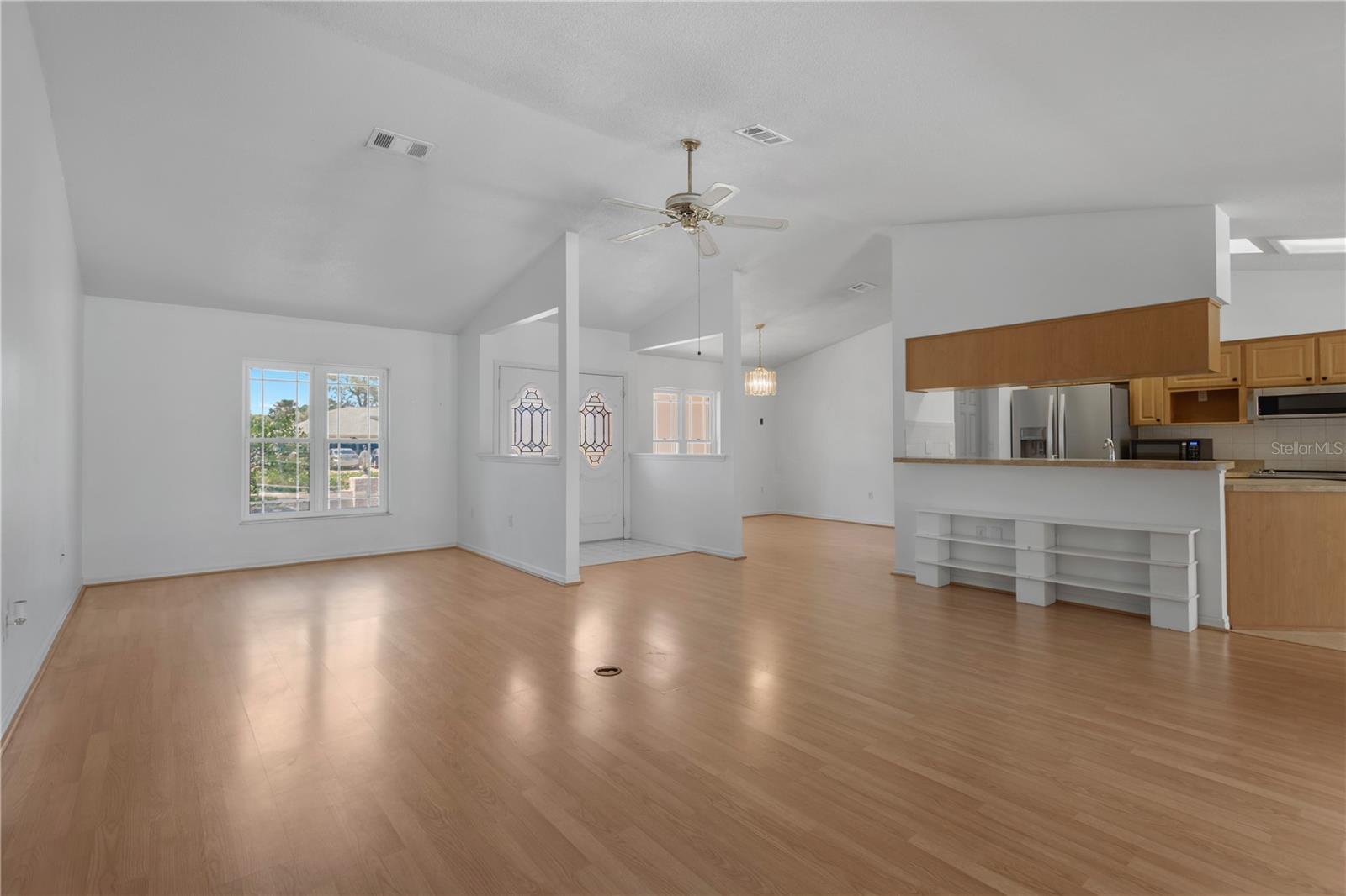 SPRING HILL - Residential