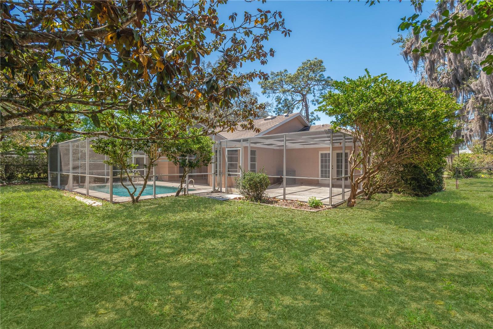 SPRING HILL - Residential