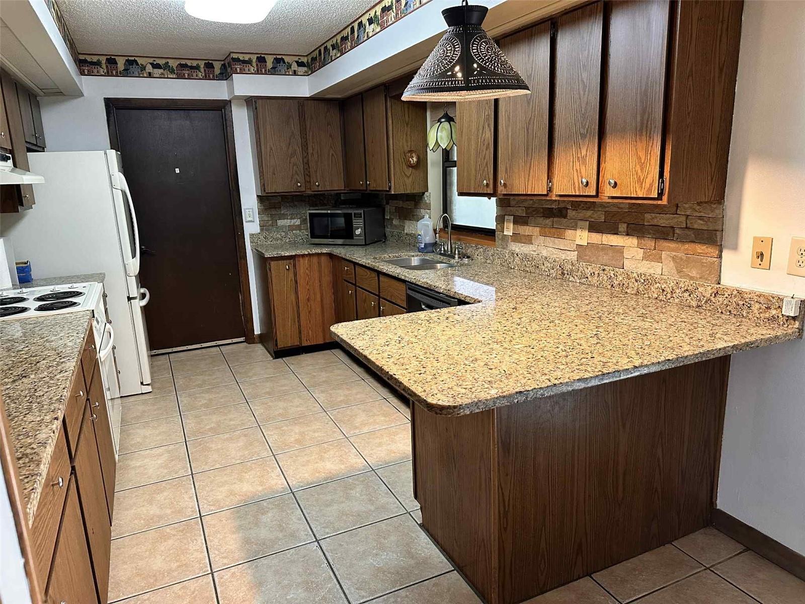 2809 STATE ROAD 557