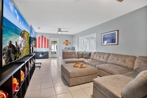 Single Family Residence in ST PETERSBURG FL 6070 DENVER STREET 15.jpg