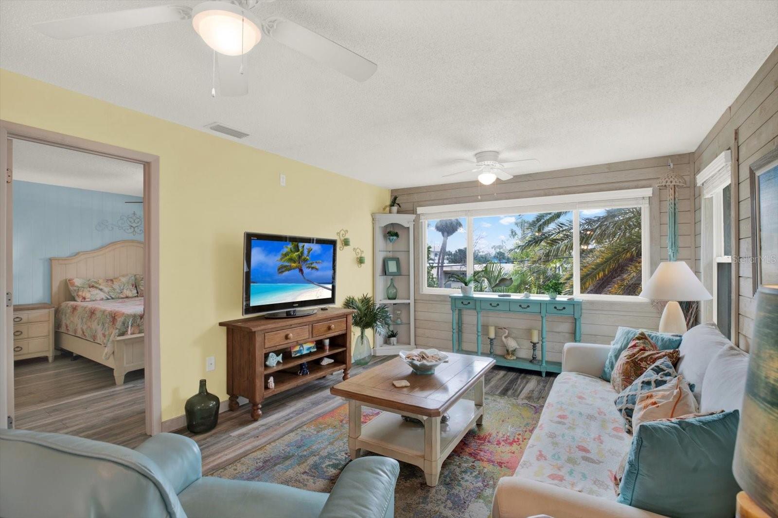 4909 GULF DRIVE 6B, HOLMES BEACH, FL, 34217 4 4909 GULF DRIVE 6B