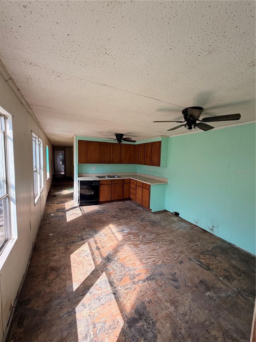 13322 E SHAWNEE TRAIL