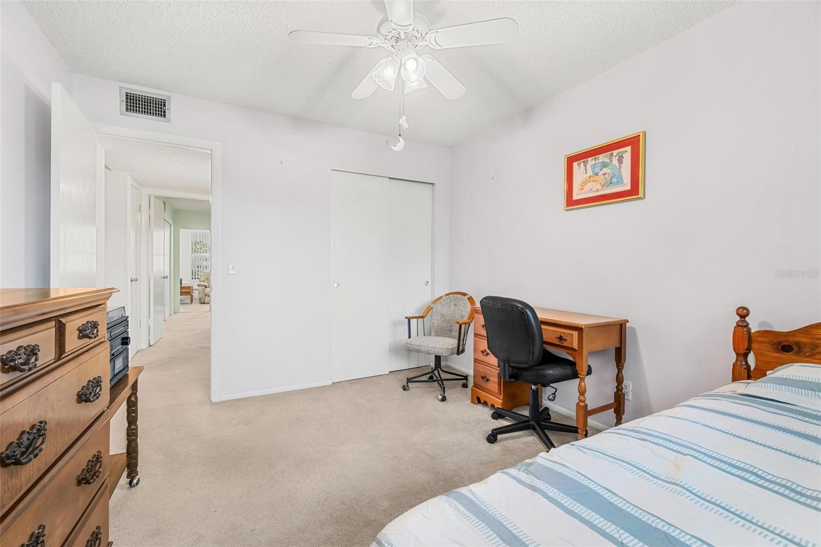 ON TOP OF THE WORLD - Residential