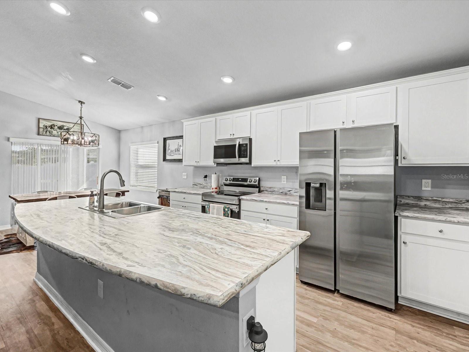 ENCLAVE/LK MYRTLE - Residential