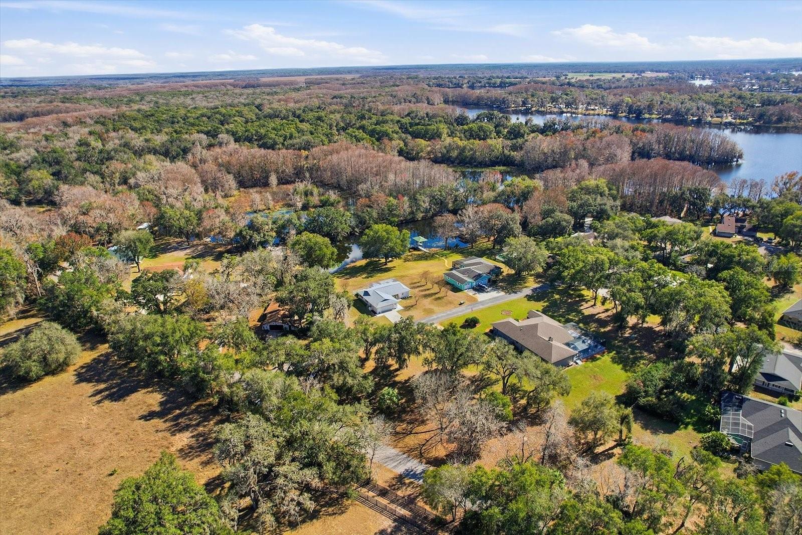 HAMPTON POINT - Residential