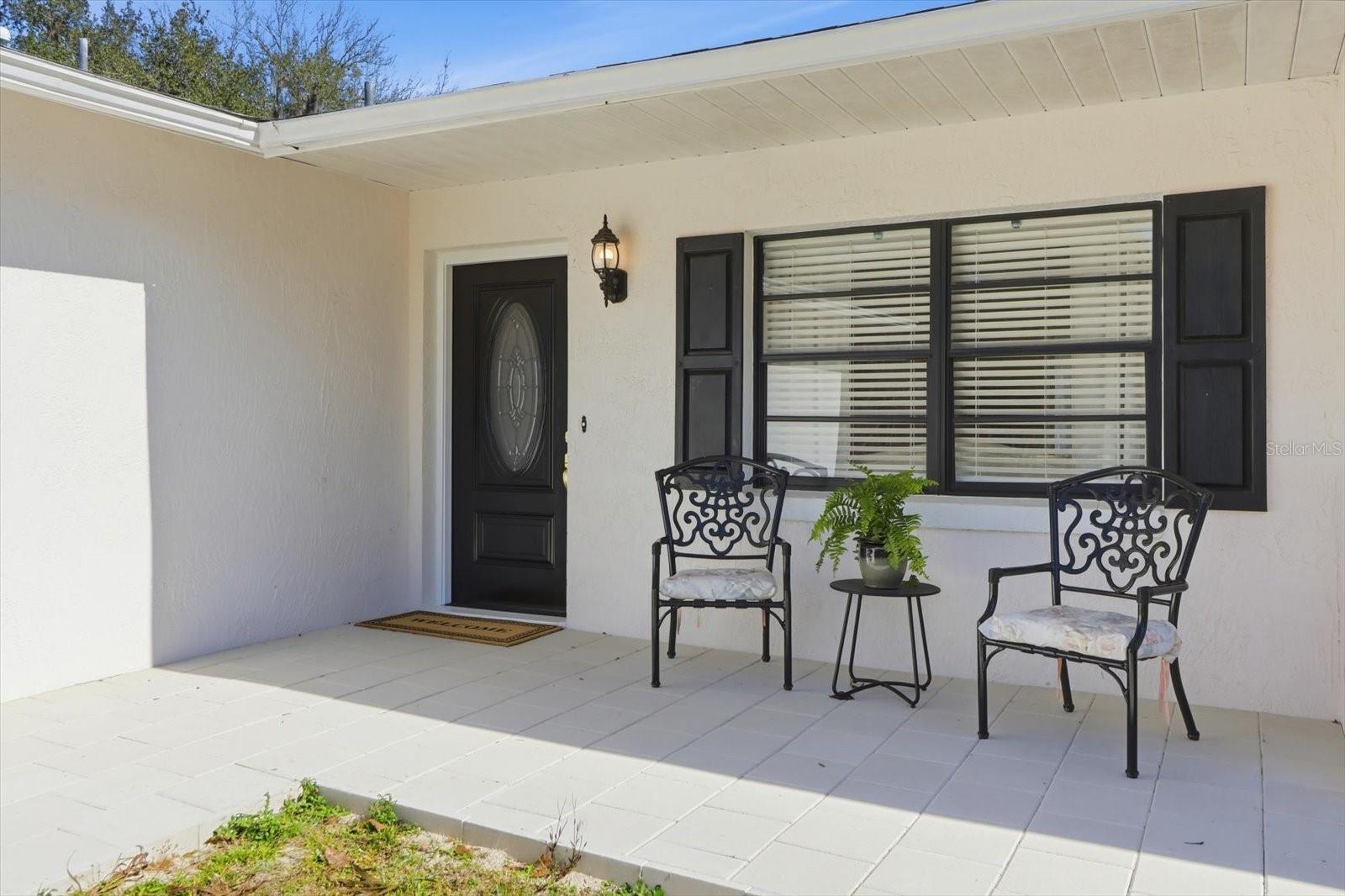 HAMPTON POINT - Residential