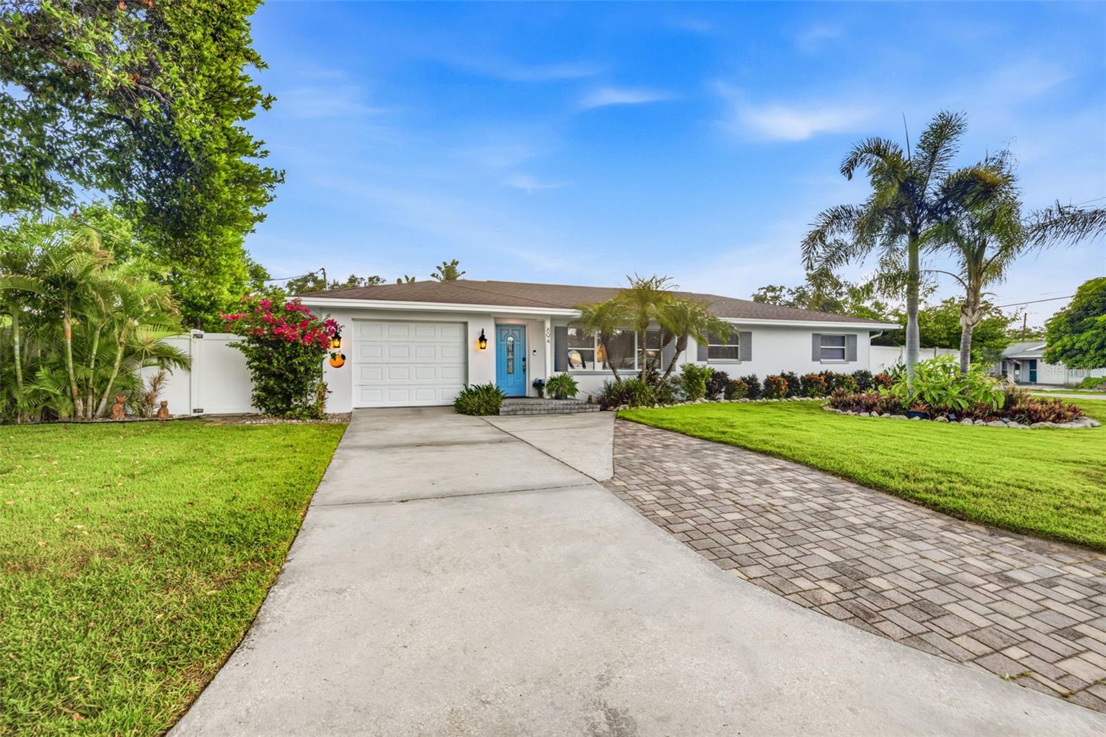 894 JOAN STREET