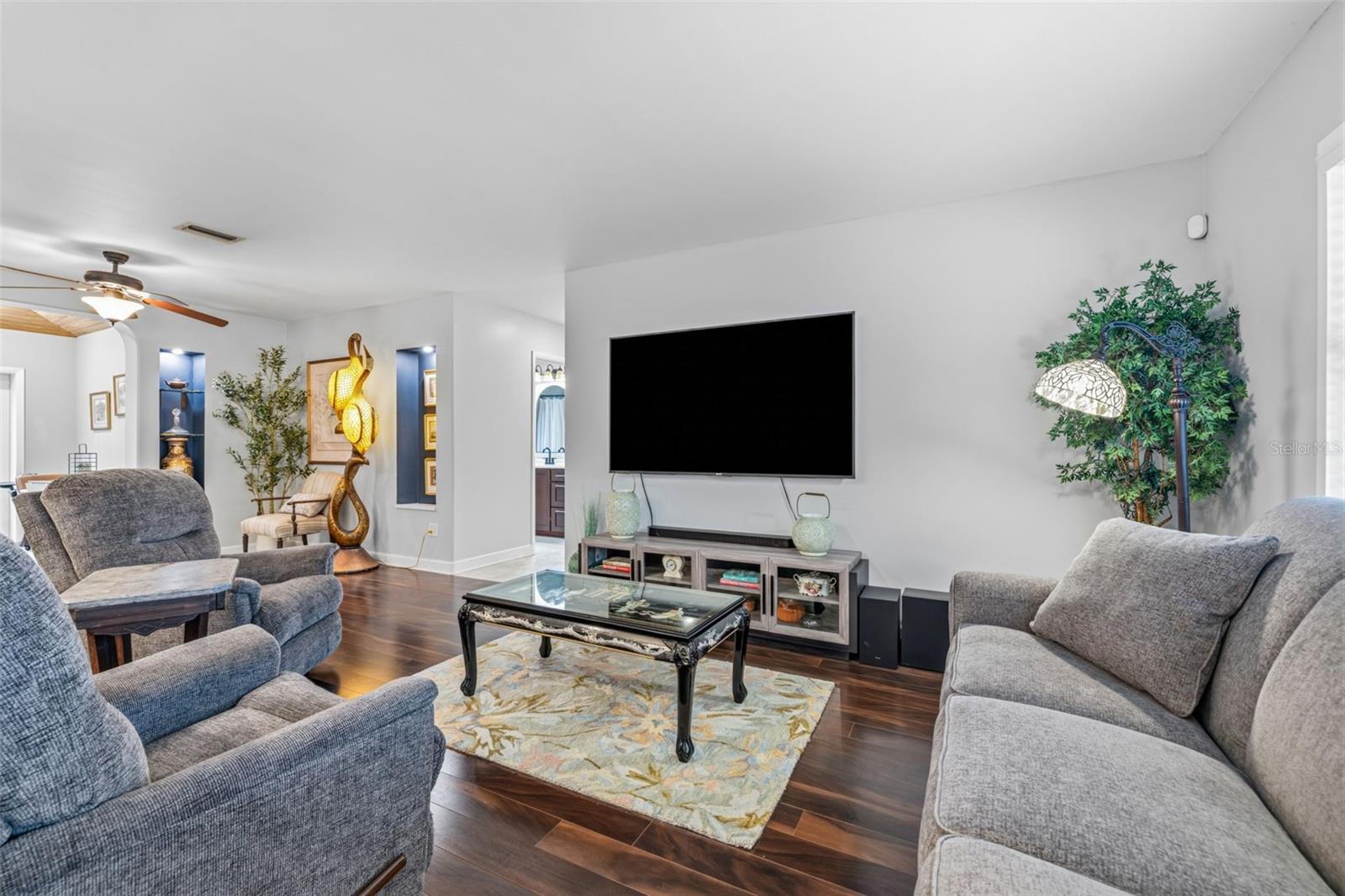 894 JOAN STREET