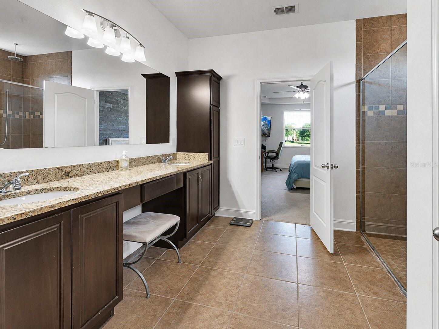 NORTH RIDGE - Residential