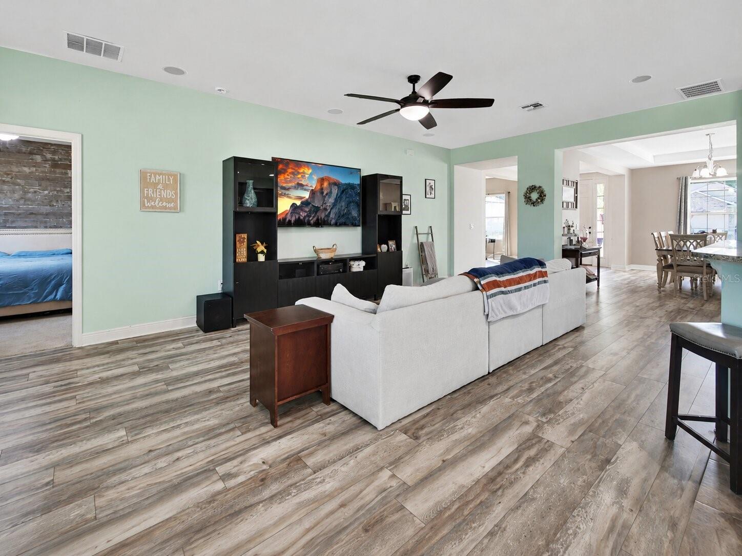 NORTH RIDGE - Residential